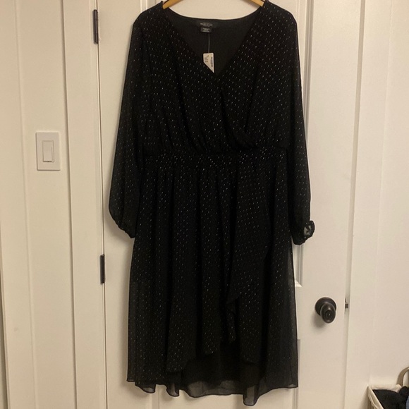 Michel Studio Long sleeve cocktail dress. High-low hem. Silver stamp pattern. 18 - Picture 1 of 5